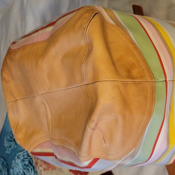 2 Piece Coach Set - Picture 6 of 13